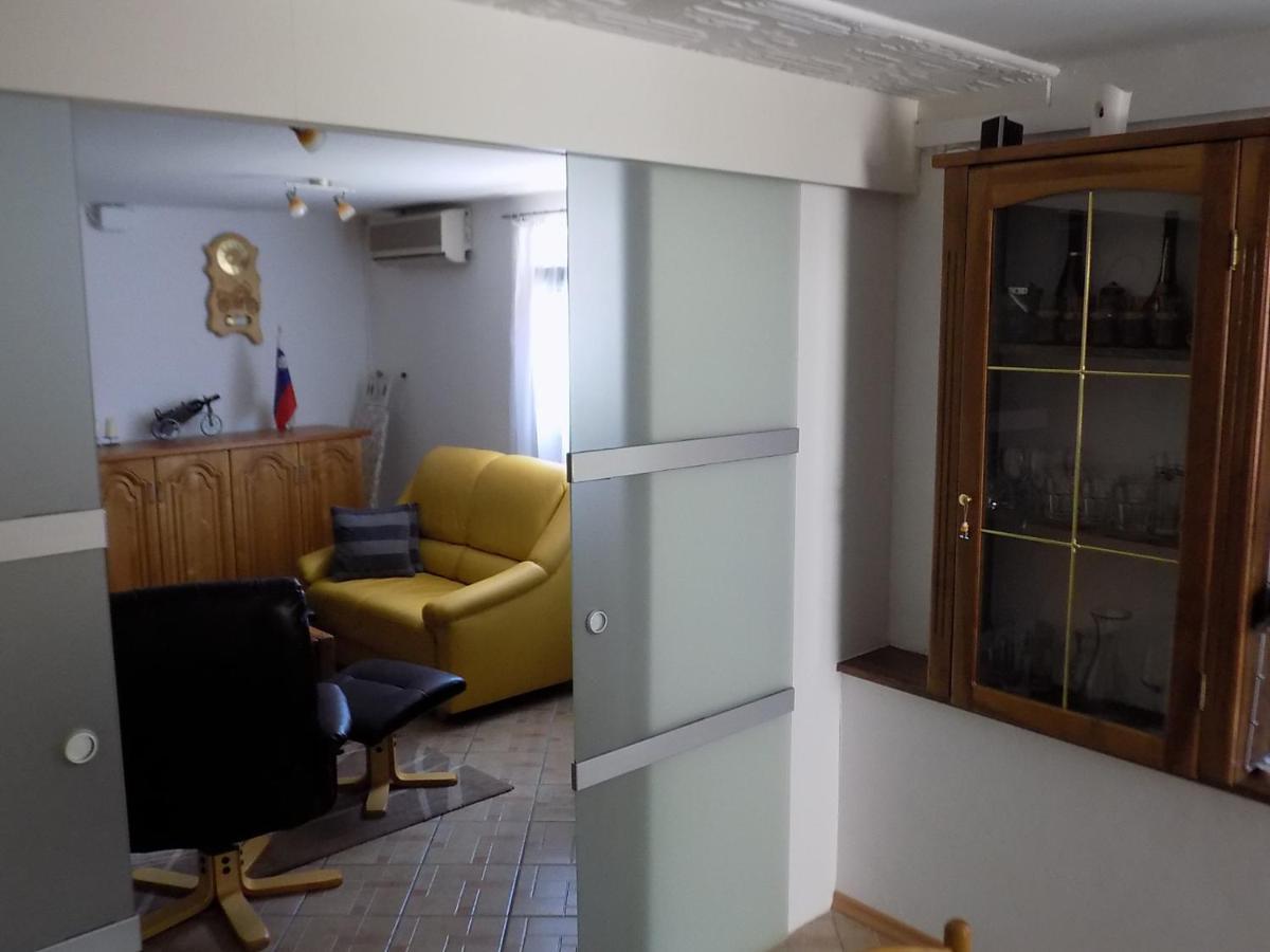 טולמין Apartment Pri Ruscu מראה חיצוני תמונה
